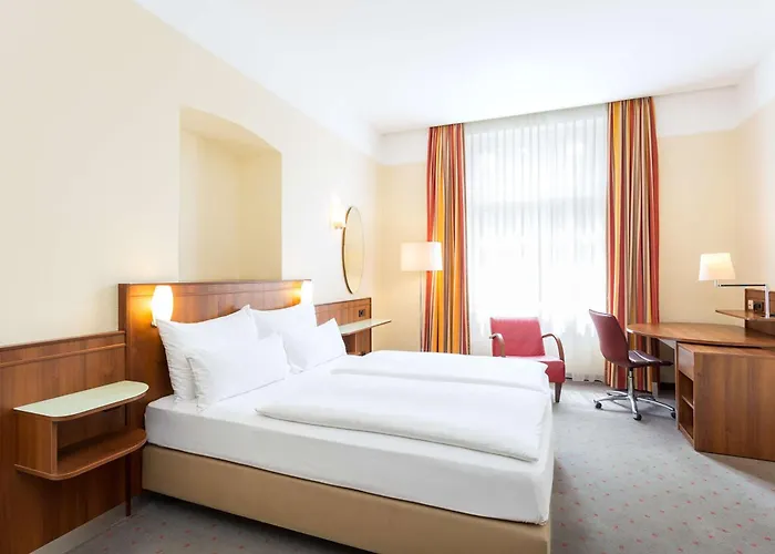 Hotel Nh Belvedere 4*