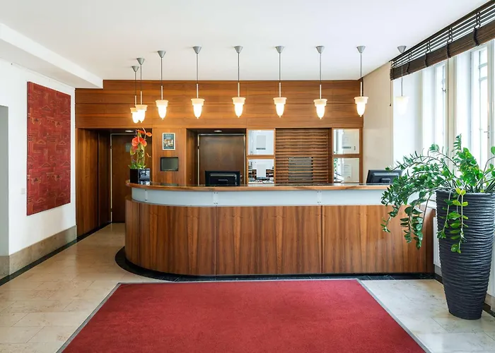 Nh Belvedere Hotel Viena