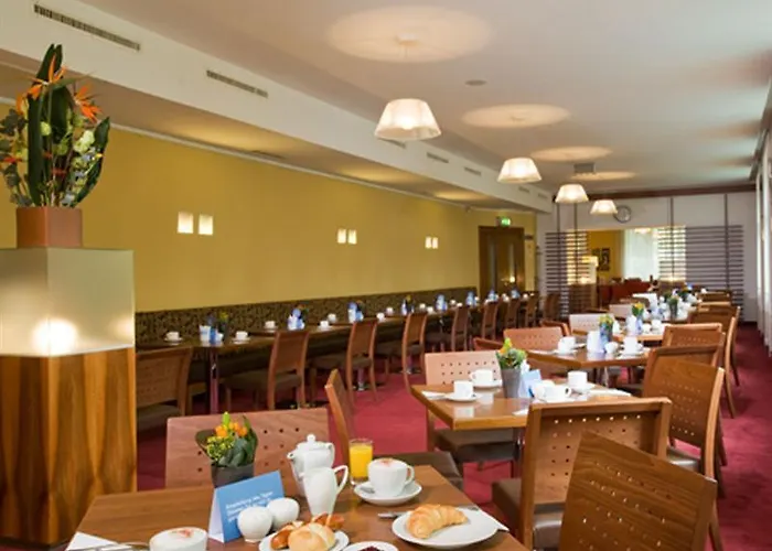 Nh Belvedere Hotel Viena